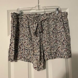 Madewell floral fabric shorts